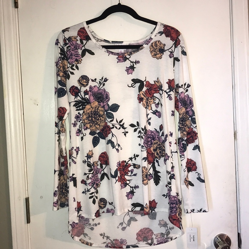 💕Lynnae Lularoe long sleeve shirt
